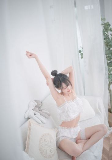 游戏三人娘_BD韩语免费在线播放